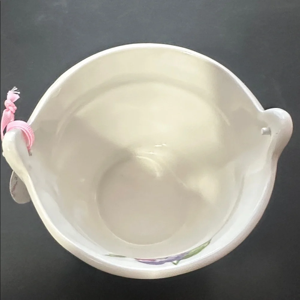 Simply spring ceramic rabbit bucket
